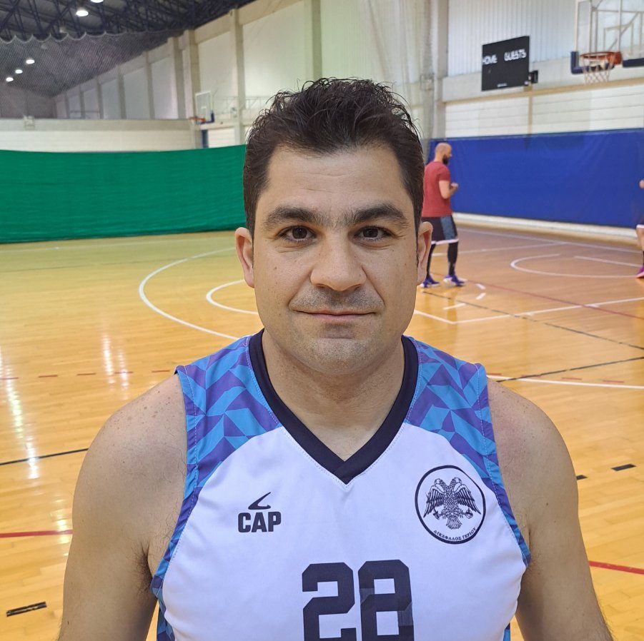 Γιάννης Χατζηφιλίππου