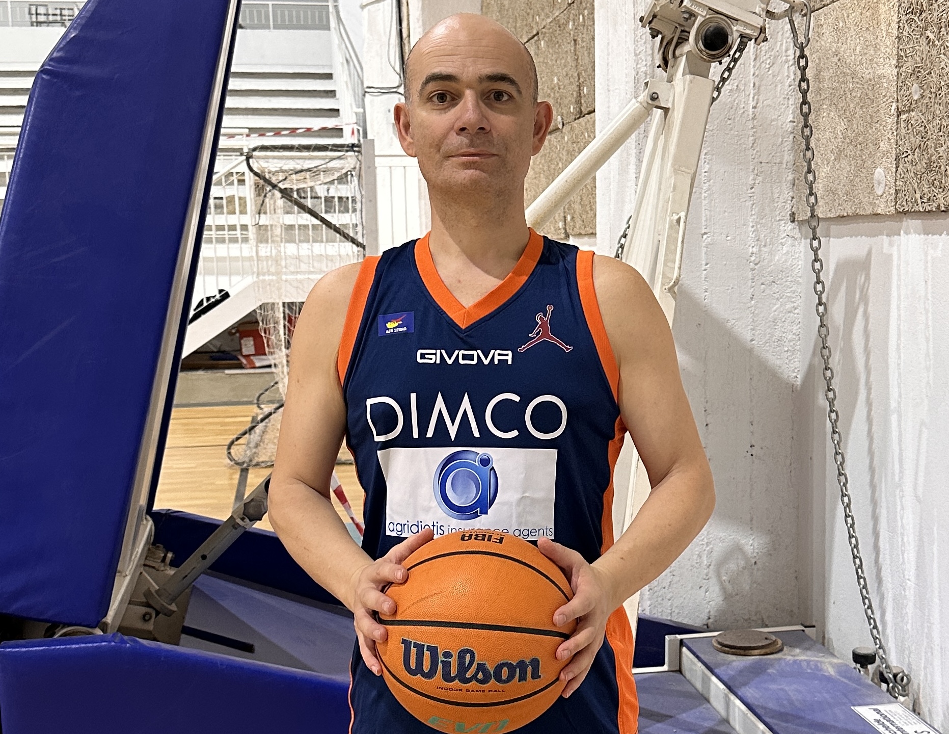 Άγης Χαραλάμπους